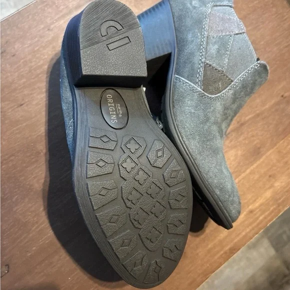 Earth Origins Denim Blue Suede Ankle Boots - Picture 3 of 3